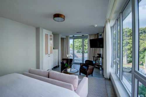 The Plymouth South Beach image 13